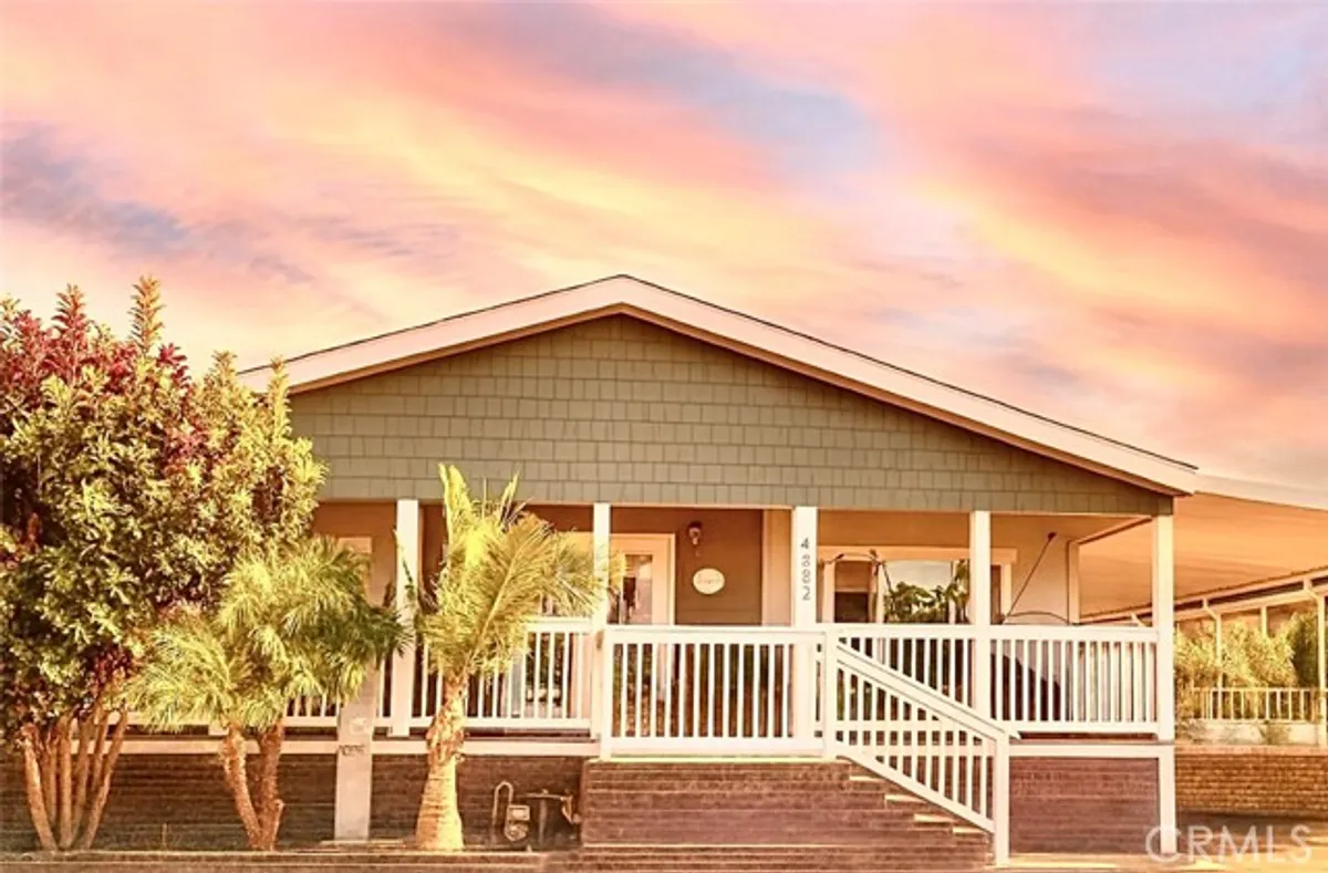 Property Slideshow image 1 of 18 | 4382 lahaina dr, Huntington Beach, CA, 92649