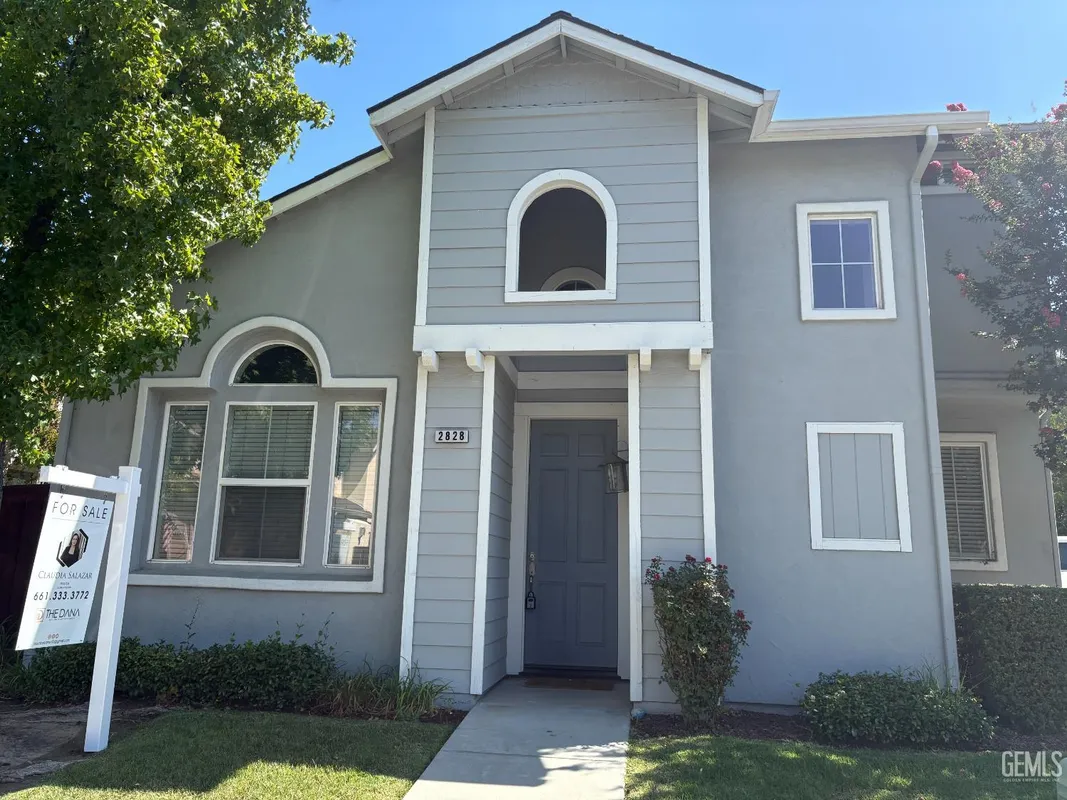 Property Slideshow image 1 of 14 | 2828 cottage ln, Paso Robles, CA, 93446