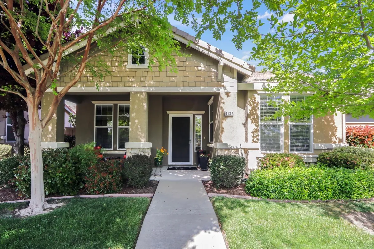 Property Slideshow image 1 of 36 | 4187 hovnanian dr, Sacramento, CA, 95834