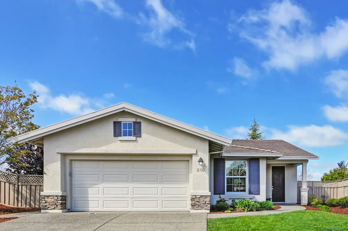 Property Slideshow image 1 of 38 | 210 harper ct, Lincoln, CA, 95648