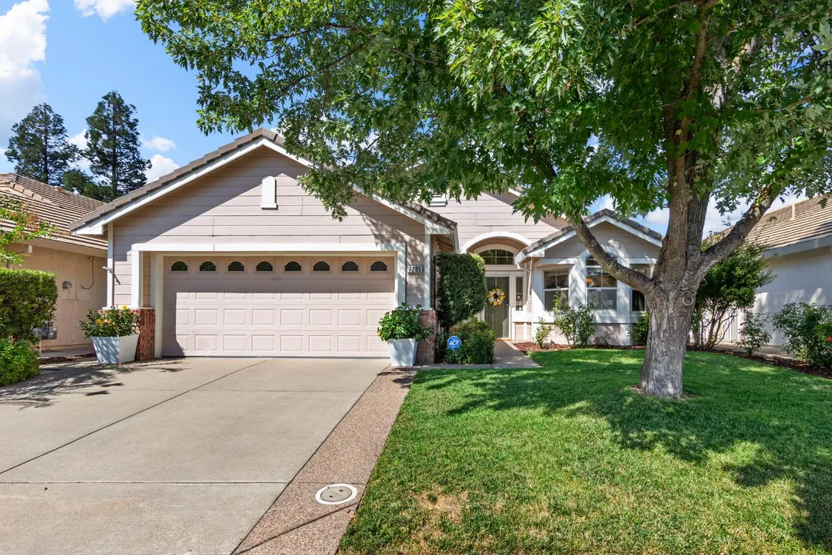 Property Slideshow image 1 of 51 | 7285 clearview way, Roseville, CA, 95747
