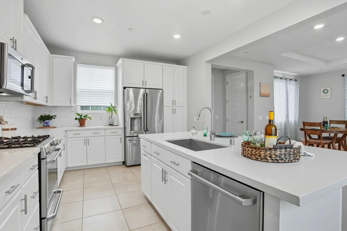 Property Slideshow image 1 of 36 | 4009 crete island ln, Sacramento, CA, 95834