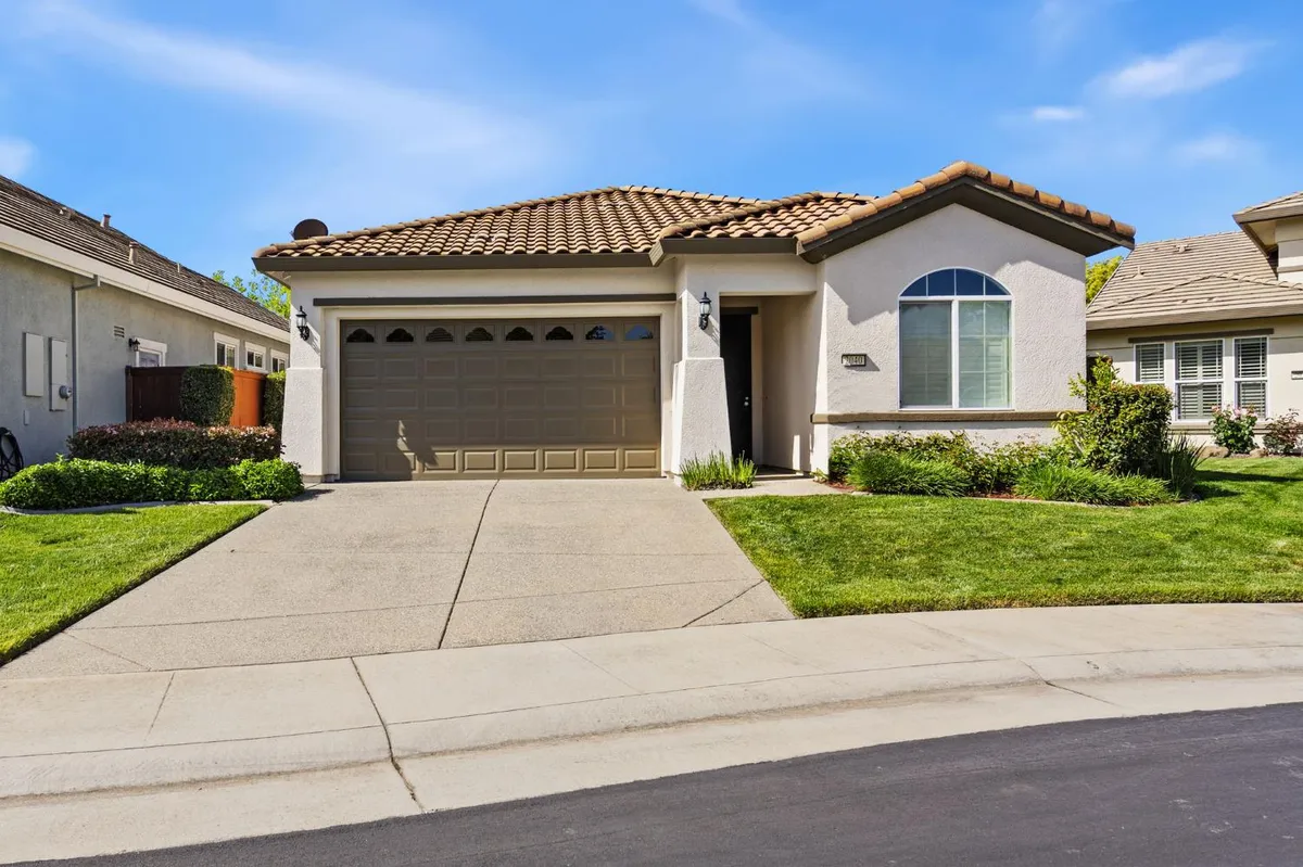 Property Slideshow image 1 of 56 | 2040 land end loop, Roseville, CA, 95747