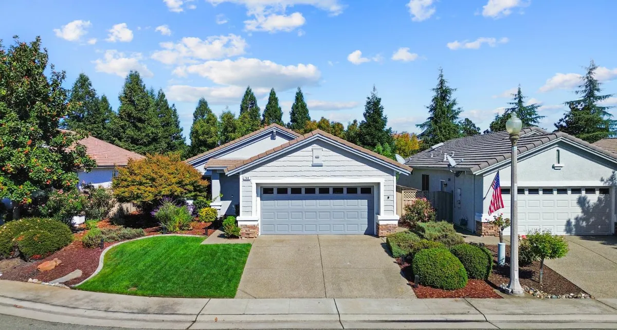 Property Slideshow image 1 of 23 | 248 saddlehorn loop, Lincoln, CA, 95648