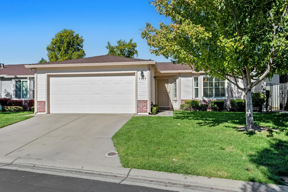 Property Slideshow image 1 of 31 | 7309 sunleaf ln, Sacramento, CA, 95828