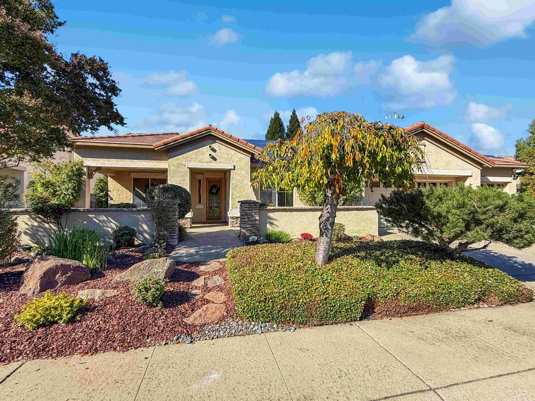 Property Slideshow image 1 of 41 | 892 bridalveil ln, Lincoln, CA, 95648