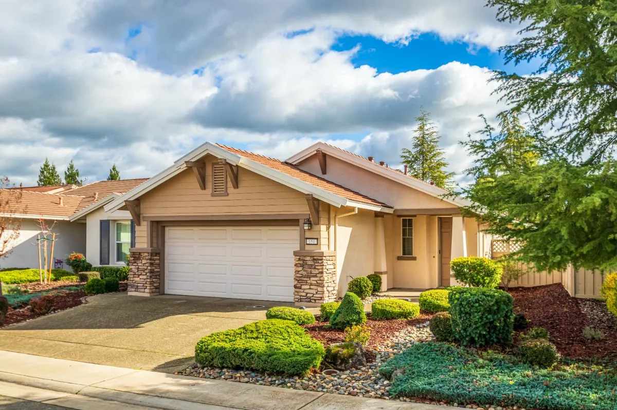 Property Slideshow image 1 of 34 | 151 stags leap ln, Lincoln, CA, 95648