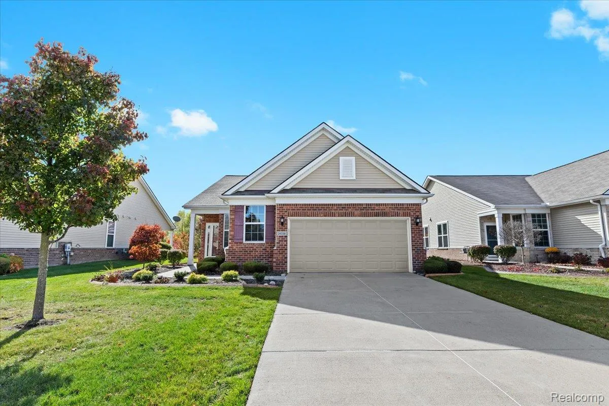 Property Slideshow image 1 of 40 | 24338 walloon way, Flat Rock, MI, 48134