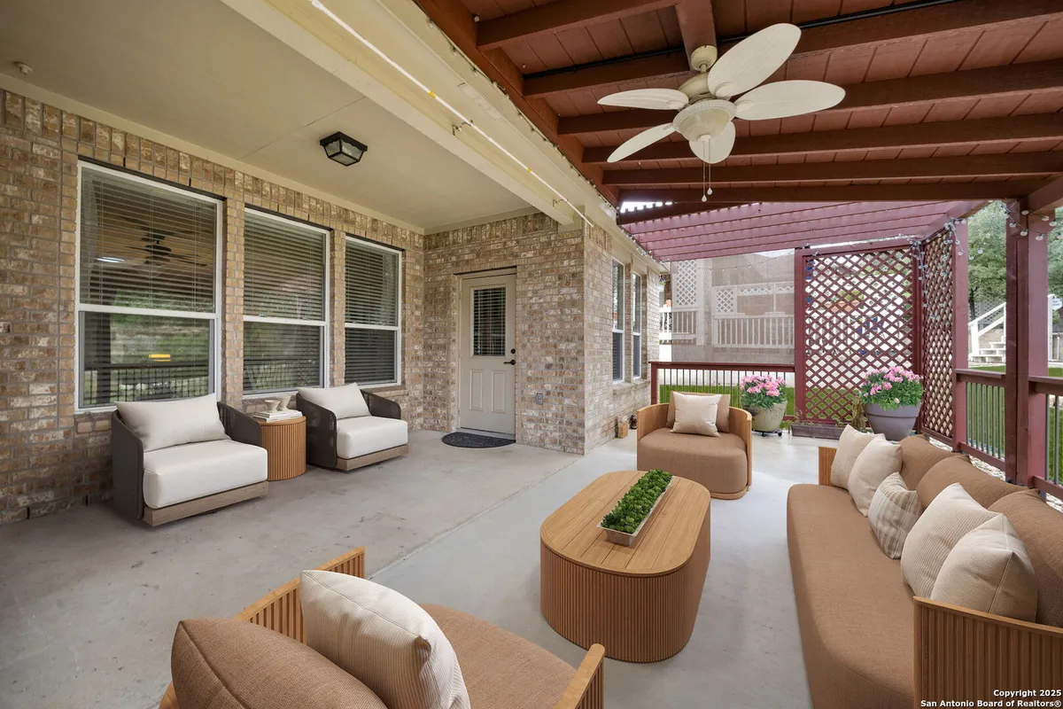 Property Slideshow image 1 of 36 | 3927 deep river, San Antonio, TX, 78253