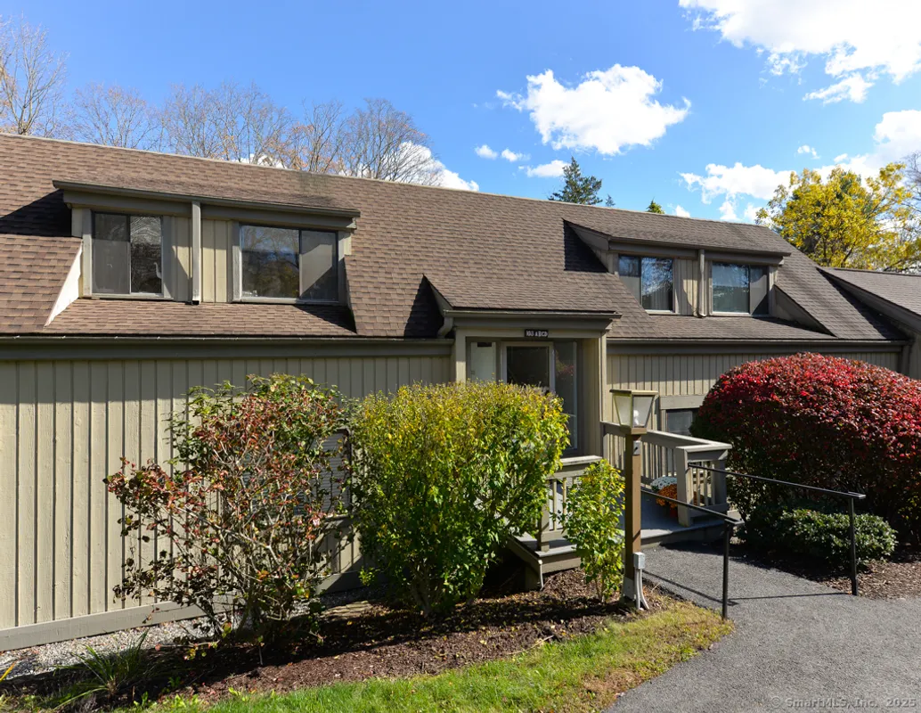 Property Slideshow image 1 of 15 | 103 heritage vlg d, Southbury, CT, 06488