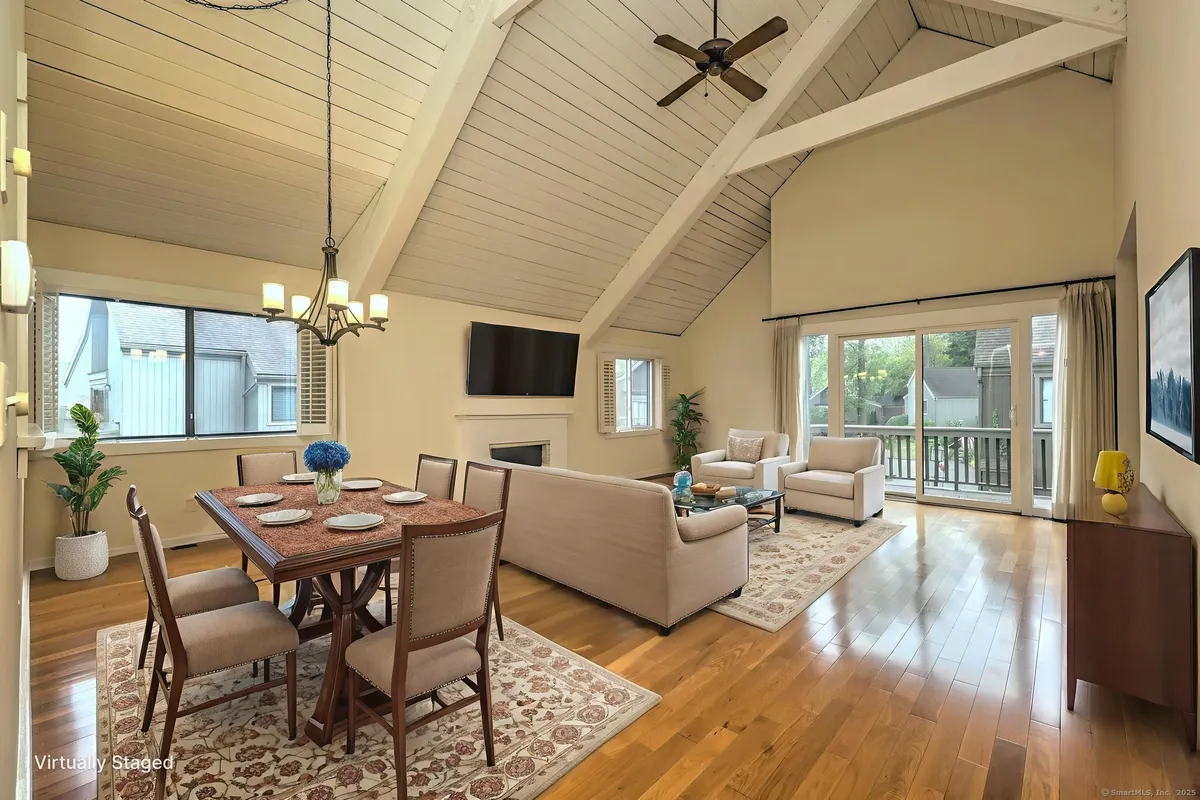 Property Slideshow image 1 of 40 | 195 bayfield ln a, Stratford, CT, 06614